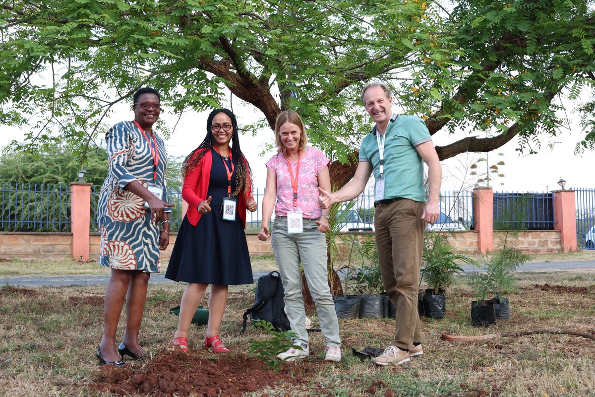 ConfHealth's tweet photo. Inspiring moments at the 3rd Health &amp; Climate Scientific Conference! Dr. Bas Henzing and Pronk from TNO Innovation for Life, alongside Sophie Matu and Elizabeth Kendi, are driving impactful discussions on health and climate. https://t.co/dvAWfa8hgv
