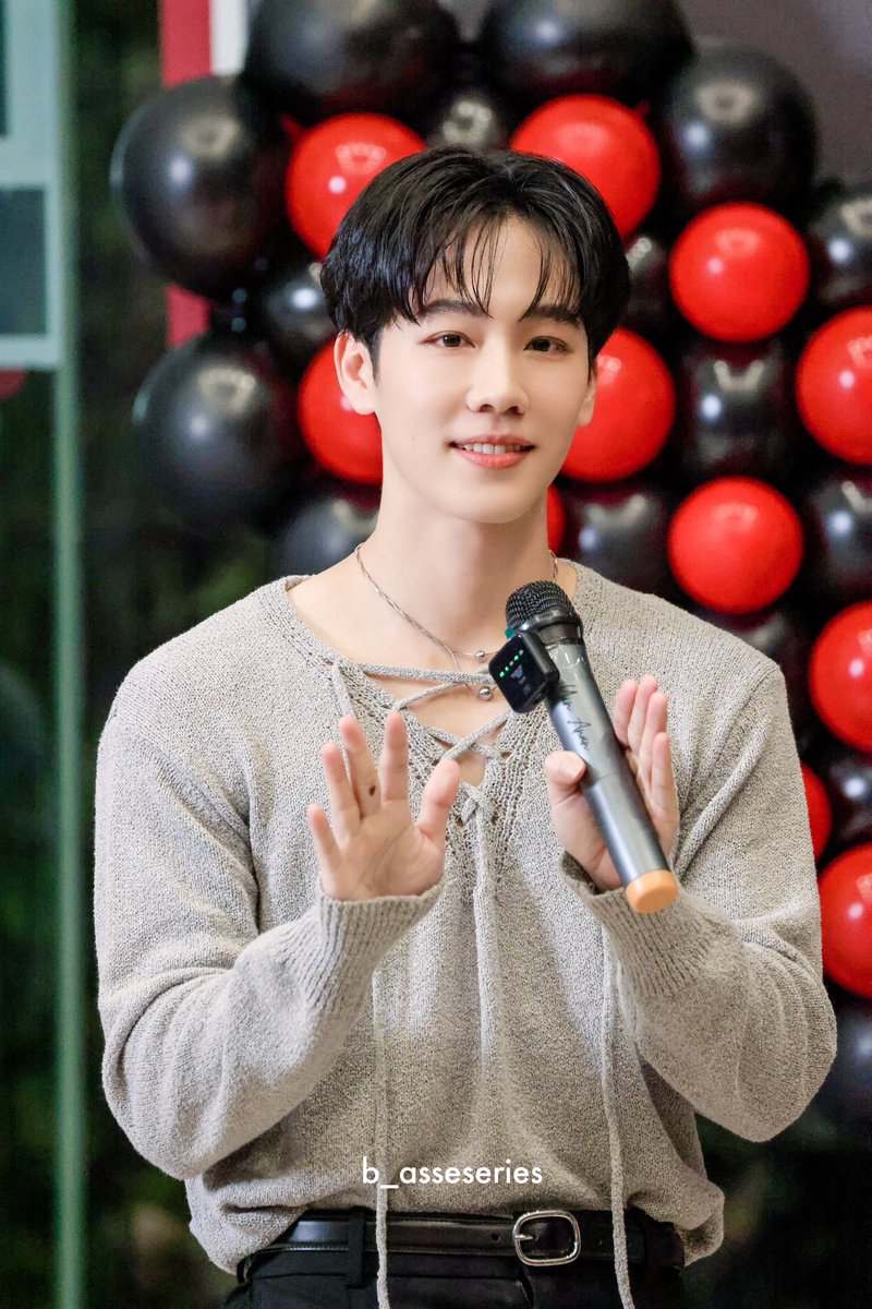 b_asseseries's tweet photo. พิวอร์ทรงนี้ ชอบมากก ��😍

EFM X JACK AND JOKER
#JACKANDJOKERxFANDOMLIVE #รวมพลหยิ่นวอร์ @warwanarat #warwanarat https://t.co/yNVAIOvo1f