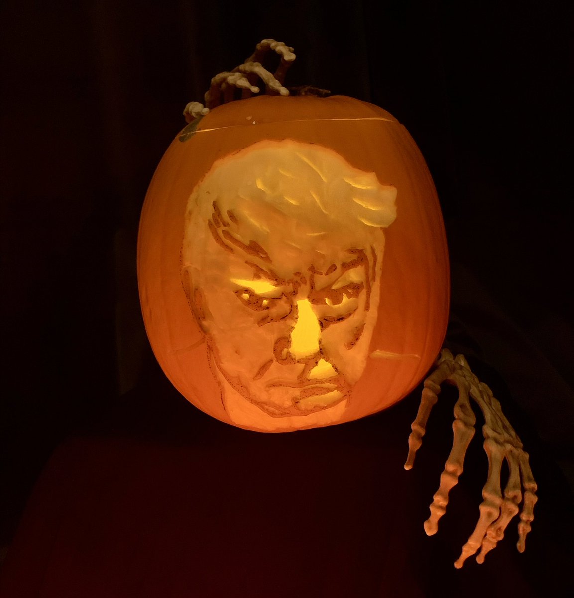 AnnetteInTheUK's tweet photo. @IcelandFoods My scary Trumpkin? 😱 https://t.co/bR5FnmvgwY