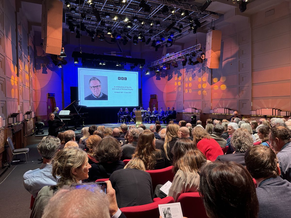 Dr Jonathan Renouf tweet media