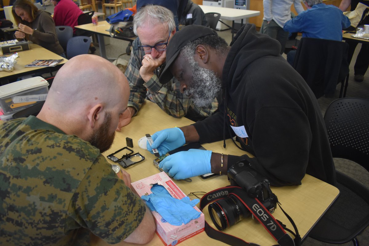 Let's fix it together! 🛠️ Join us at an upcoming Fixit Clinic where coaches will help you repair broken household items such as electronics, appliances, toys, and more.

Register at sustainsmc.org/fixit.

#fixitclinic #repairclinic #sanmateocounty #sustainabilityevents