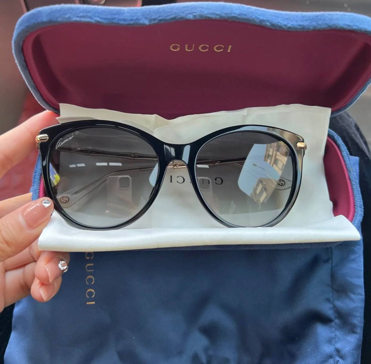 xhd_chen12's tweet image. Buy yourself a pair of sunglasses today, are they beautiful?🥰