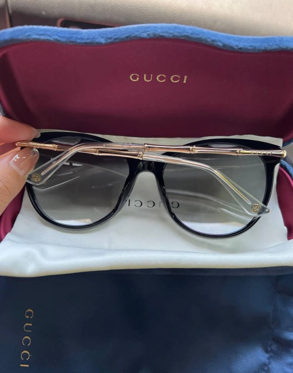 xhd_chen12's tweet image. Buy yourself a pair of sunglasses today, are they beautiful?🥰