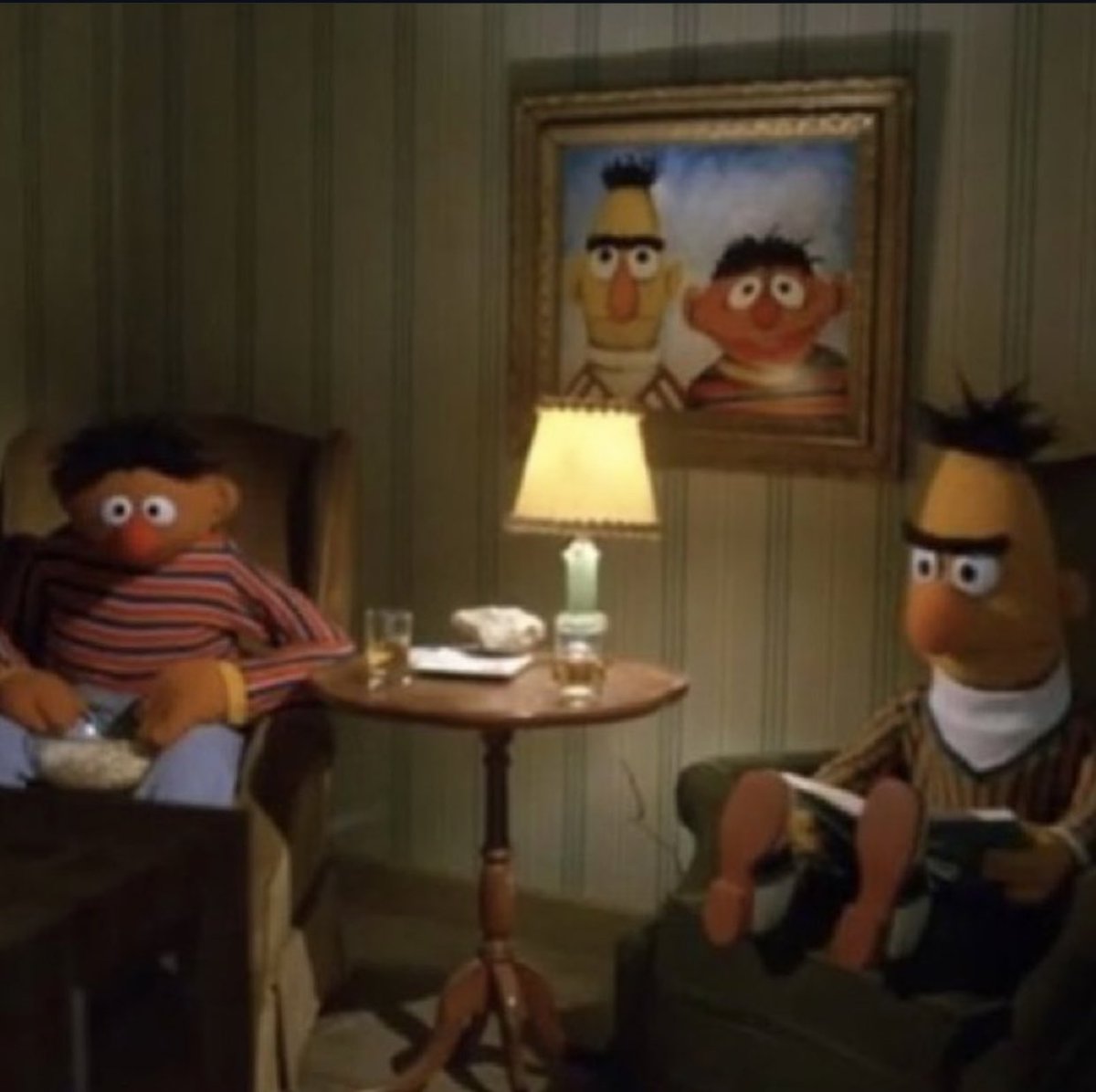 whotfisjovana's tweet photo. ideal roommate situation https://t.co/Prcf0W3ldy