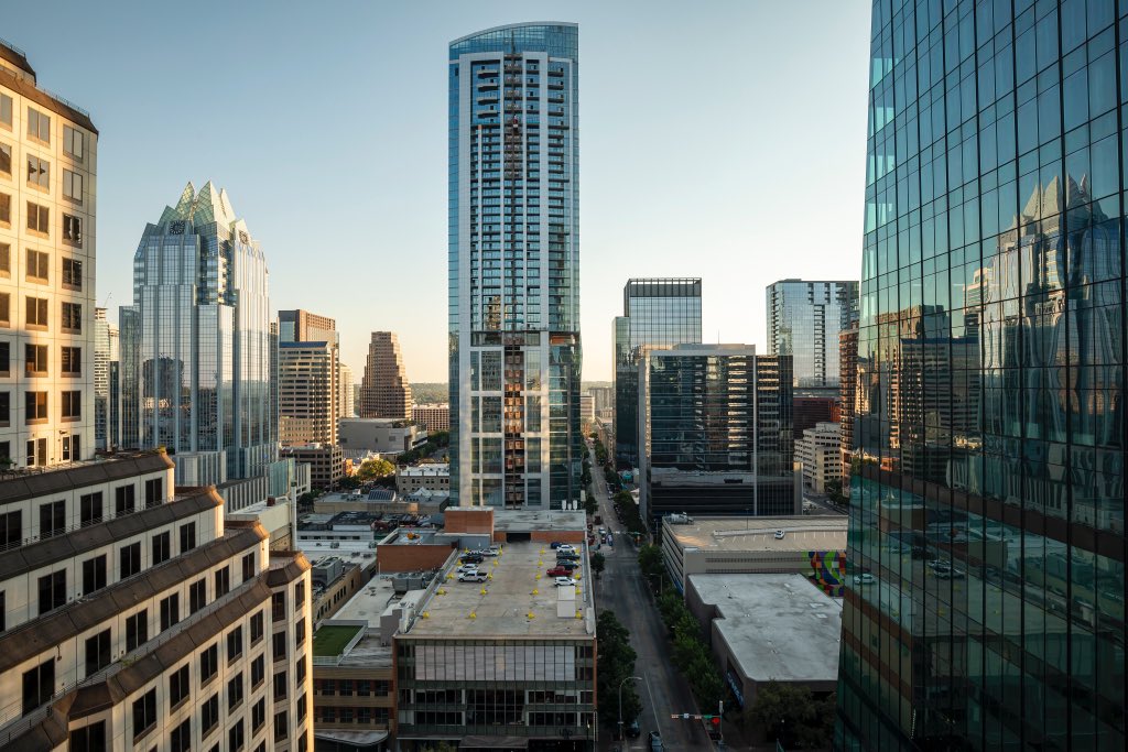 Thibaut Divoux (@divouxlab) on Twitter photo Farewell #Austin! What a wonderful <a href="/RheologySociety/">Society of Rheology</a> meeting this year. Such a pleasure to (re)connect with our rheo-community! Big thanks to <a href="/rtbonnecaze/">Roger Bonnecaze</a> & his team, <a href="/KendraErk/">Kendra Erk</a> and <a href="/SafaJamali/">Safa Jamali</a> for putting together such a great program! #everythingflows #rheology #Texas Farewell #Austin! What a wonderful <a href="/RheologySociety/">Society of Rheology</a> meeting this year. Such a pleasure to (re)connect with our rheo-community! Big thanks to <a href="/rtbonnecaze/">Roger Bonnecaze</a> & his team, <a href="/KendraErk/">Kendra Erk</a> and <a href="/SafaJamali/">Safa Jamali</a> for putting together such a great program! #everythingflows #rheology #Texas