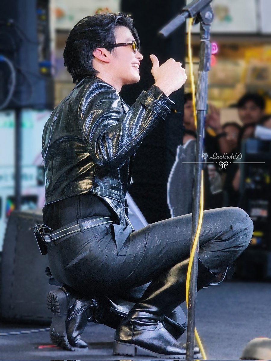 lukwha's tweet image. คอสตูมนี้แต่งแล้วหล่อจนชมได้ไม่หยุดเลย ดีมากกกกกก 🥹✨🩵🤍

#ToSNxNONT 
#NONTTANONT   
#TreeOfSavior  
#ToSNeverland