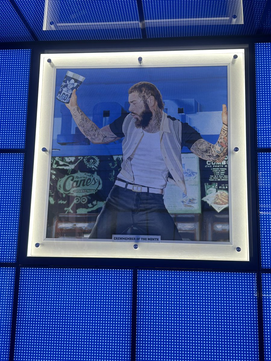 LeftySSBU's tweet image. I wanna go to a Post Malone concert so bad 🤠🤠