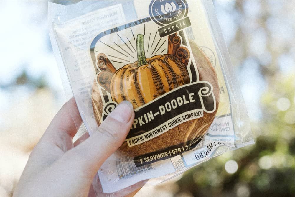 pnwcookieco's tweet photo. Our new Pumpkin Doodle is here! 🎃✨ Soft, chewy, and packed with all the cozy fall flavors you crave. Perfectly vegan and irresistibly delicious! Grab your box!https://t.co/mEITx9VPQy https://t.co/ms88sAWMjV