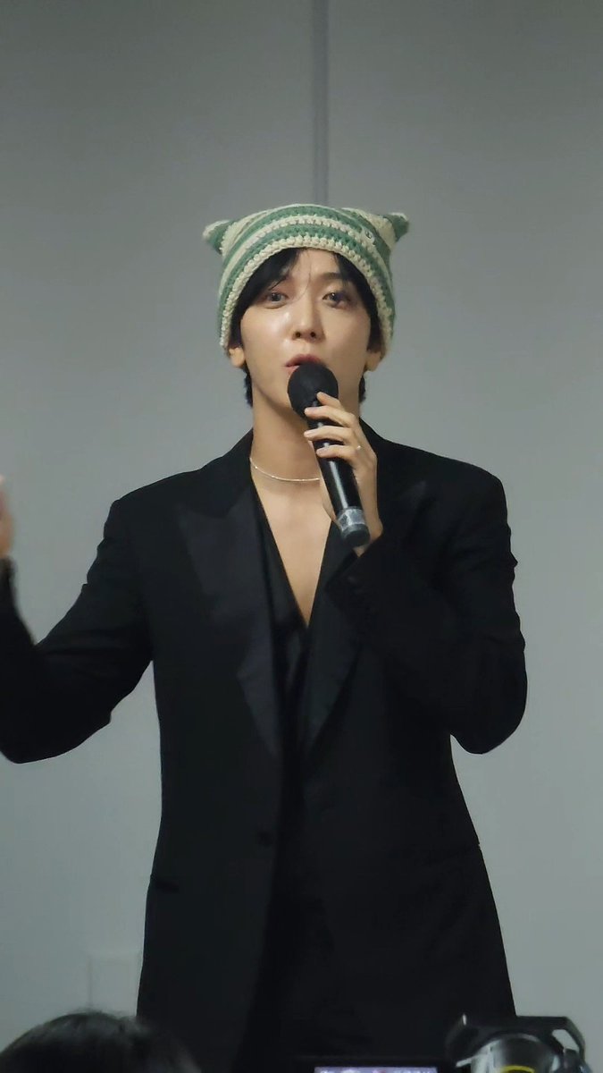 aiaiaitaiuuuu's tweet photo. 20241017 CNBLUE 팬사인회
#CNBLUE #씨엔블루 #정용화 #JUNGYONGHWA https://t.co/pVOInVwCJX