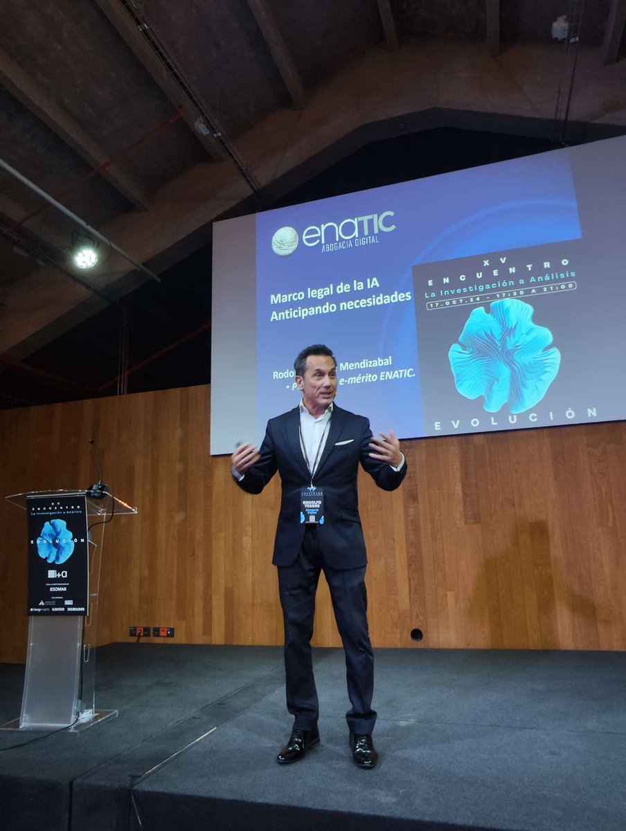 Insights + Analytics España tweet media