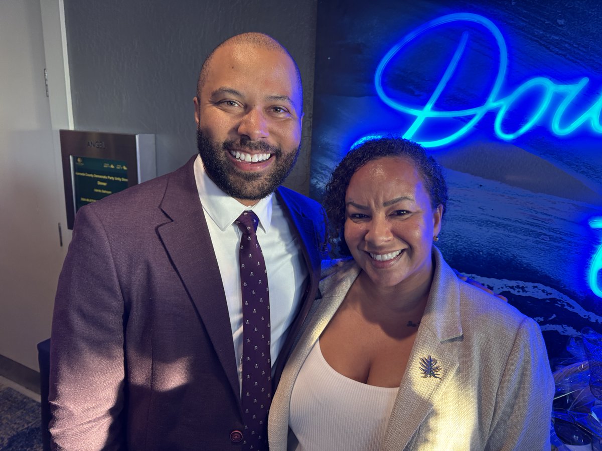 WarrenForOak's tweet photo. I had an incredible time at the recent Democratic Union Dinner! It was great connecting with so many passionate community leaders and advocates for working families. I’m energized to keep fighting for policies that uplift Oaklanders.

Vote Warren Logan #1 on or before November 5! https://t.co/lgTALi1TT8
