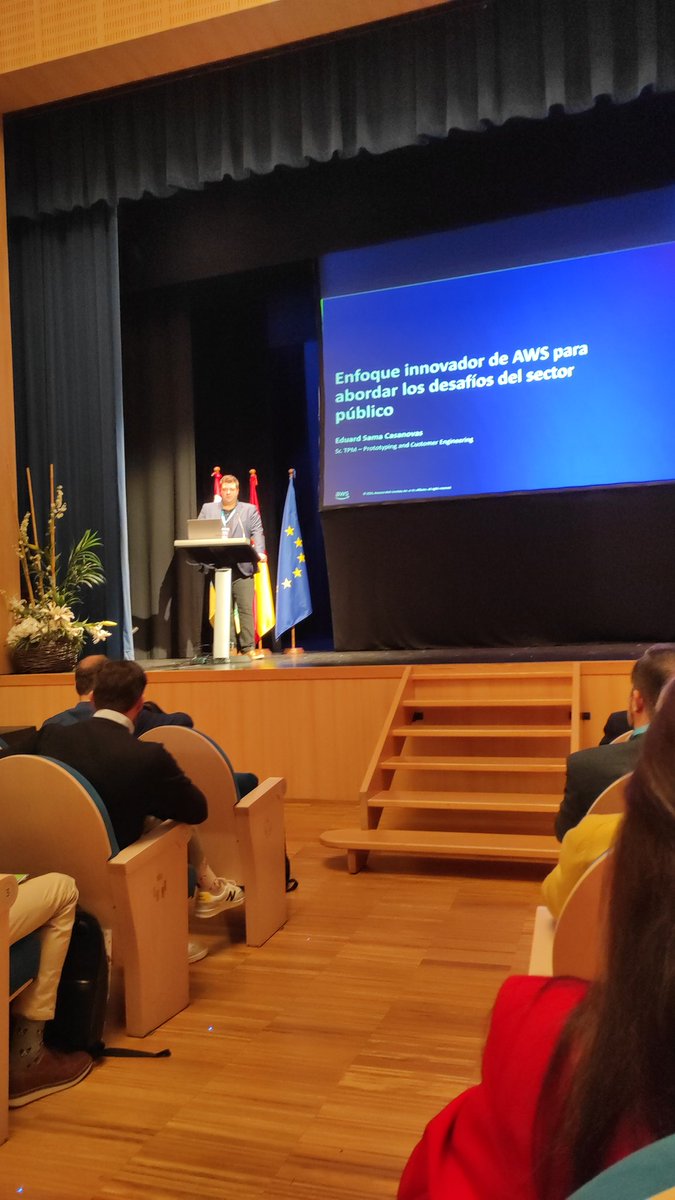 foretezk's tweet photo. Congreso tecnológico en Ezcaray #EzcarayTechForFuture https://t.co/ohZYklUtc4