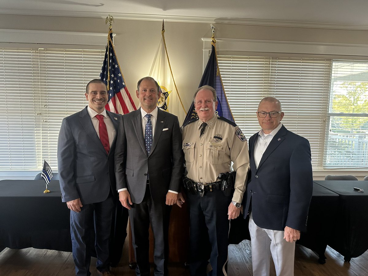 Andy Barr tweet media