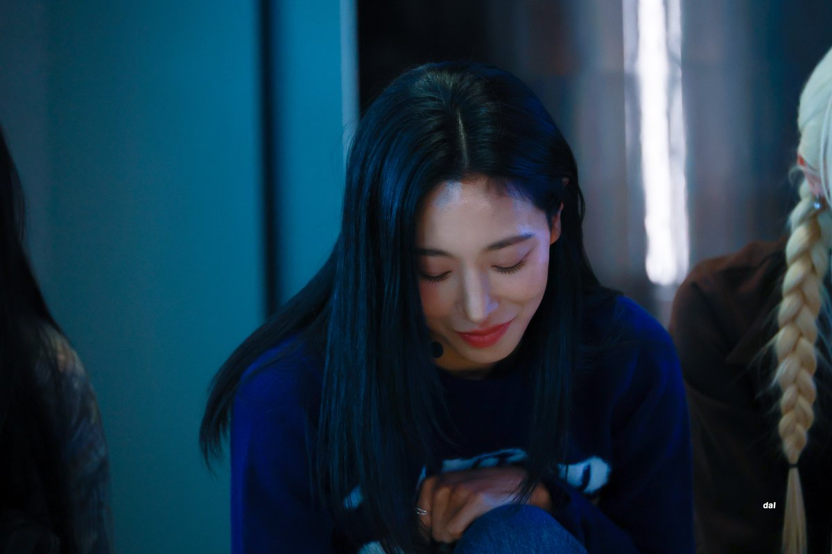 d_al_li's tweet image. 241017 #리아킴
🎁