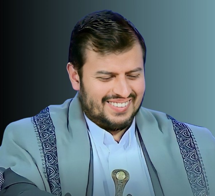 يا حوثيين خلوا بالكم من صاحبكم وحطوه في حدقات اعينكم ... يبدوا انهم يريدوا ان يتخلصوا من الرجال الاوفياء والصادقين في الامه العربيه والاسلاميه ، ويخلوا الانذال والجبناء حكاما علينا.