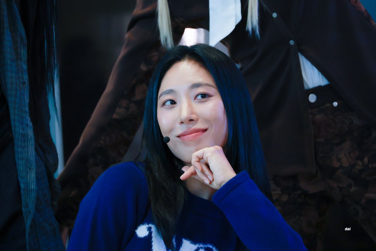 d_al_li's tweet image. 241017 #리아킴