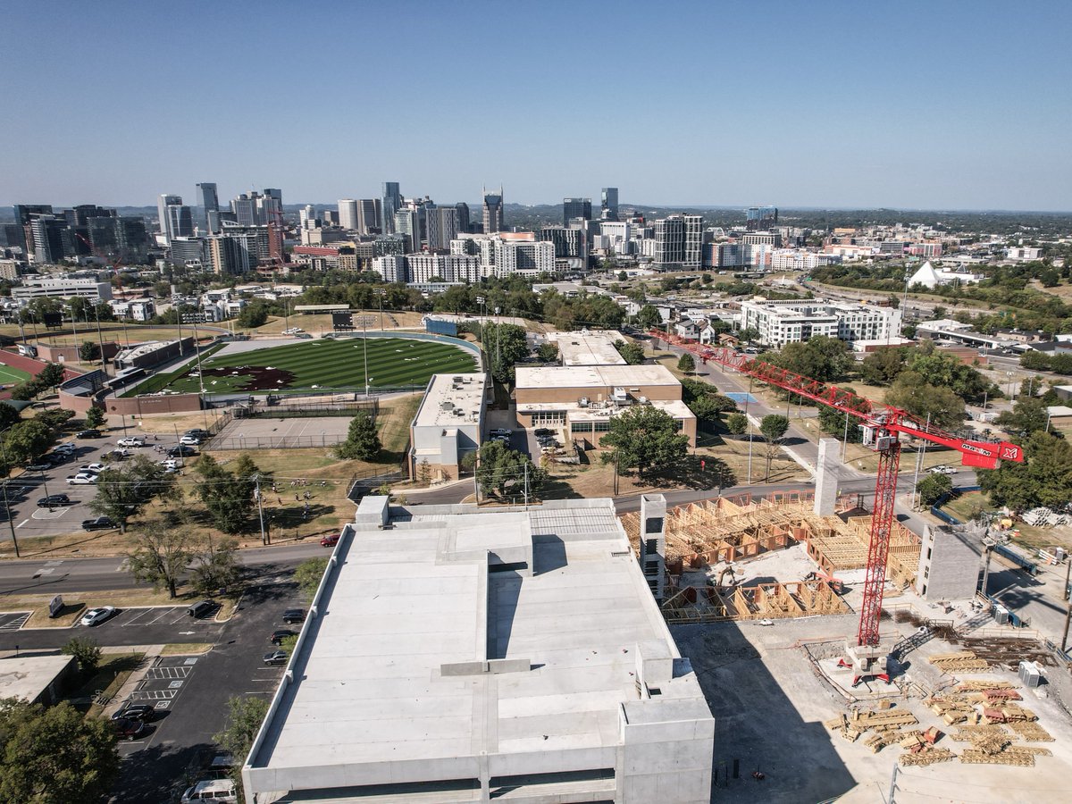 Maxim Crane Works tweet media