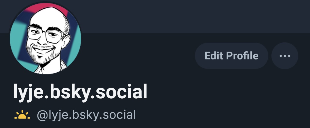 Luke Thompson tweet media