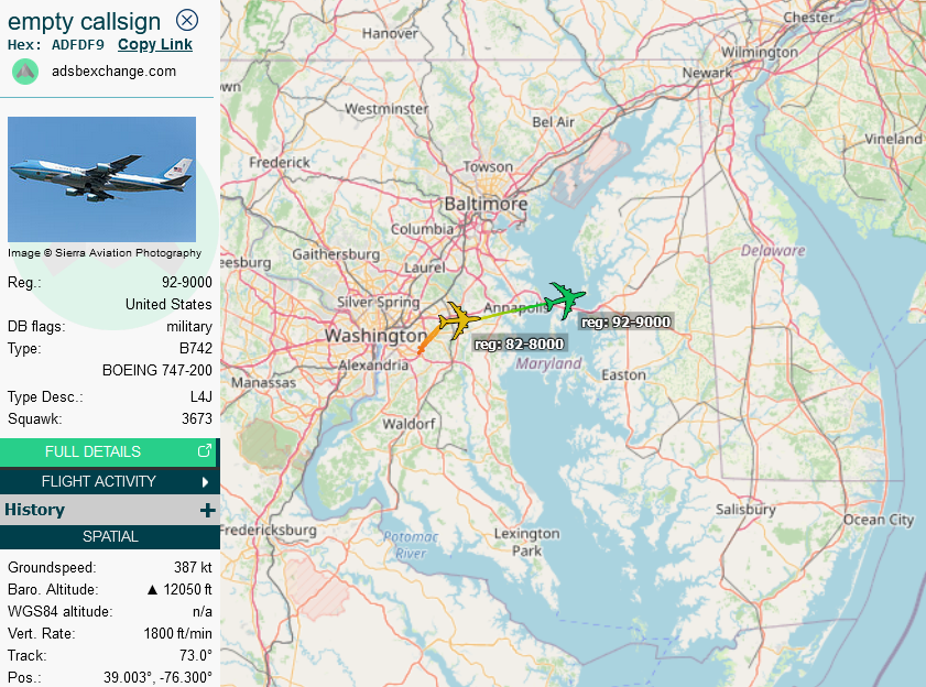 SirListenalot's tweet photo. #B742's #AF1 and #SAM46 airborne from Andrews https://t.co/TSgc48TG8w