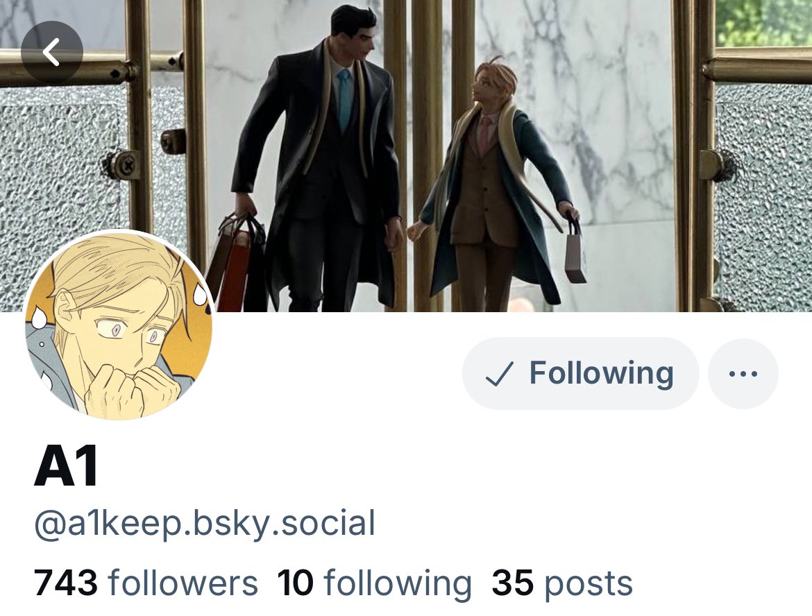 •ซฮน​• tweet media