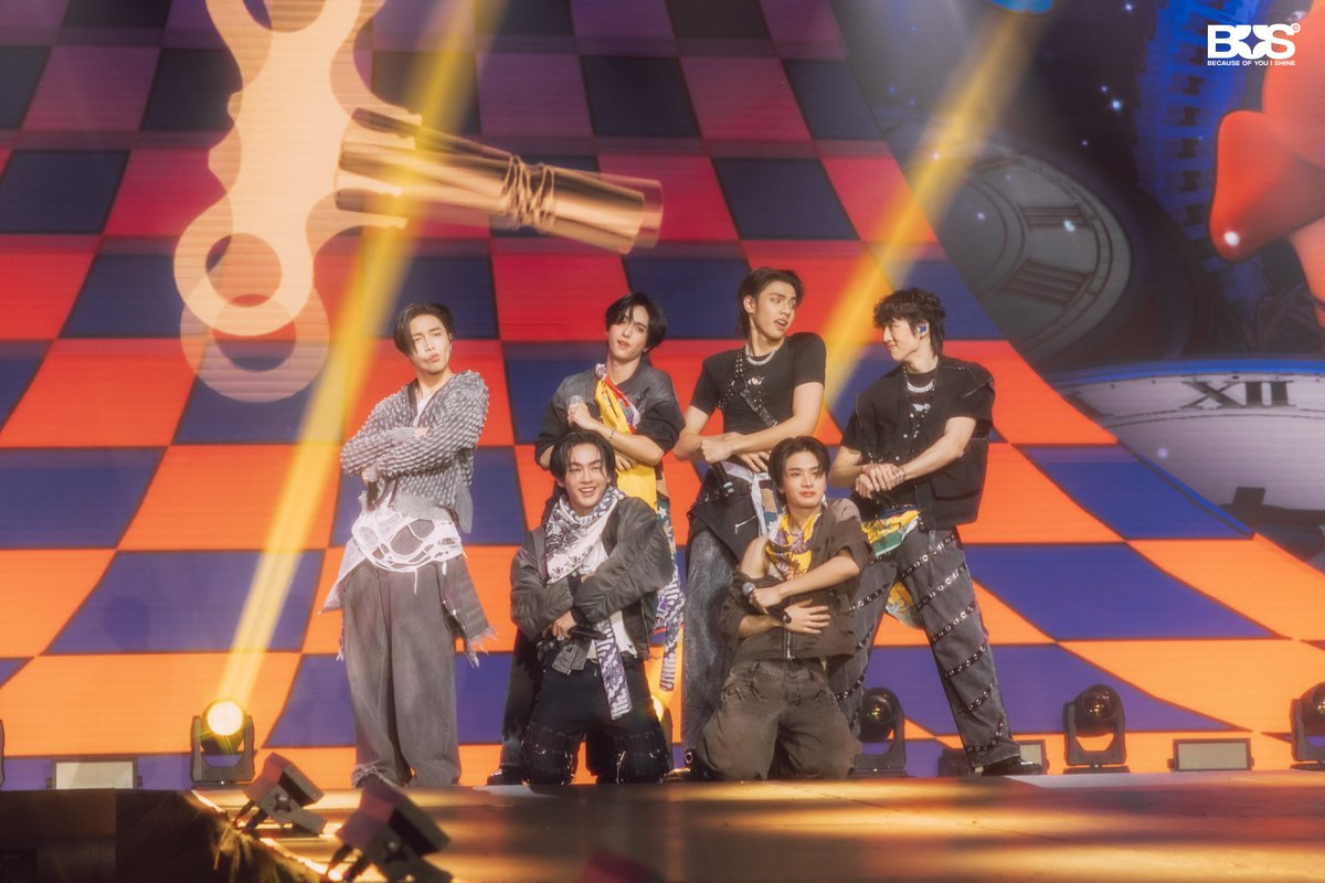 ภาพบรรยากาศรอบหาดใหญ่ของ
Knock Knock Knock :
BUS 1st THAILAND FANCON TOUR

พวกเราขอบคุณทุกคนที่มาสนุกไปทุก ๆ โชว์ของพวกเราในรอบหาดใหญ่นะค้าบบ ✨ #13

#BUS_KnockKnockKnock_HatYai
#BUS1stFANCON_KnockKnockKnock
#BUSbecauseofyouishine