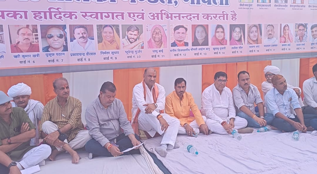 cpjoshiBJP's tweet photo. आज नगरपालिका #मावली द्वारा आयोजित श्री चामुंडा माताजी का 44 वा विशाल पशु मेले का उद्घाटन कर कार्यक्रम में भाग लिया।
#Mavli https://t.co/6KY8QHLy6G