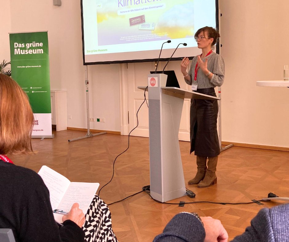 🔑 Nachhaltigkeit im Alltag: Frauke Stengel vom #ZeppelinMuseum sprach über die Anfänge nachhaltiger Strukturen, Klimabilanz, Strategie &amp; Umsetzung – gefördert durch den Fonds Zero. Ein echter Game Changer! 🌍

#dasgrünemuseum #GrünesMuseum #dgm  #nachhaltigkeit #museum #ndk