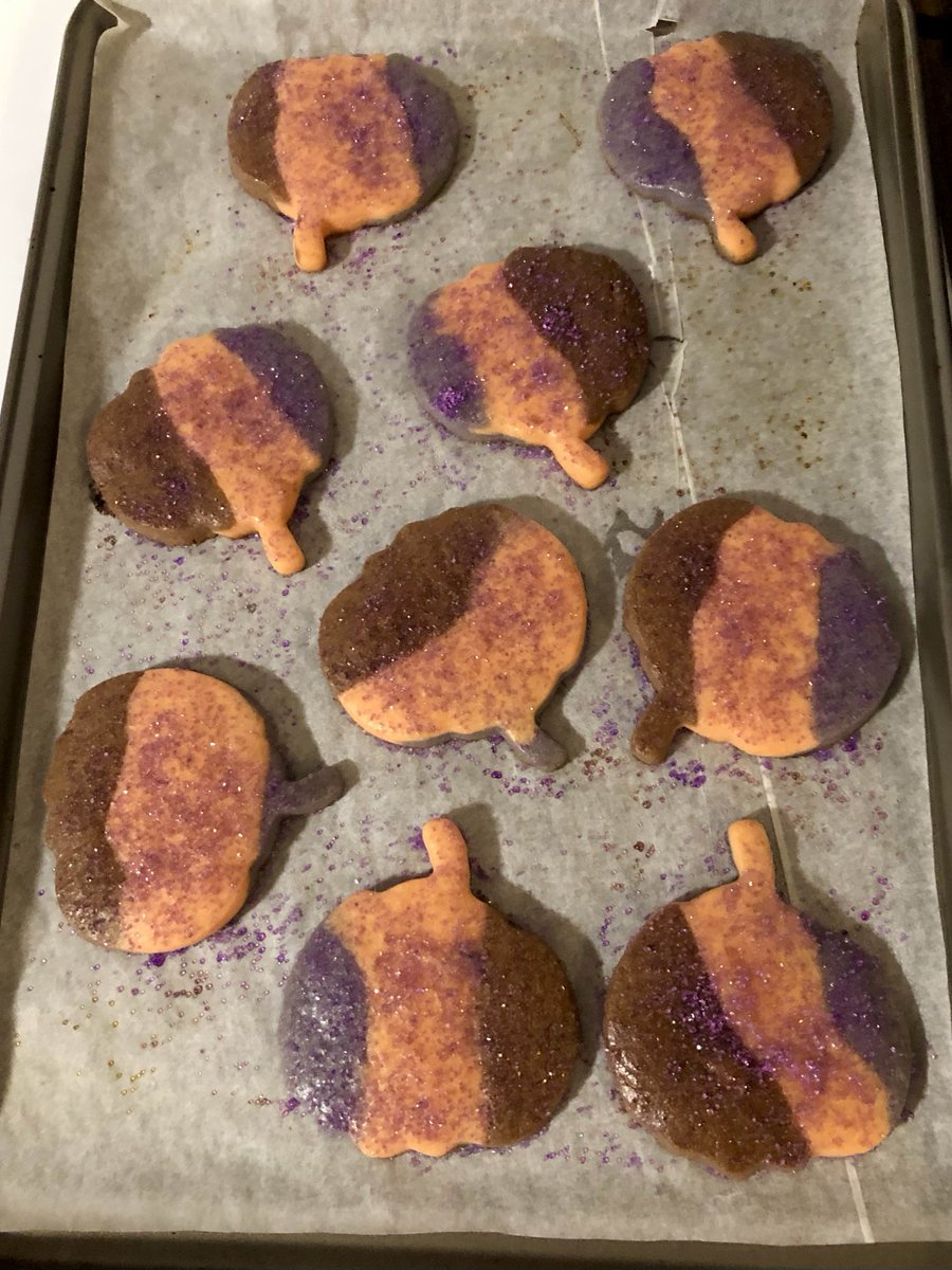 turbuggie's tweet photo. @LivingLem0nade I WAS SO SAD THEY WERE MY FAV OF THE ONES I MADE but the others turned out well at least 😎 https://t.co/FIqK05Bp0y