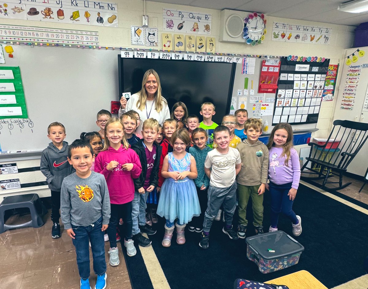 Avon East Elementary School tweet media