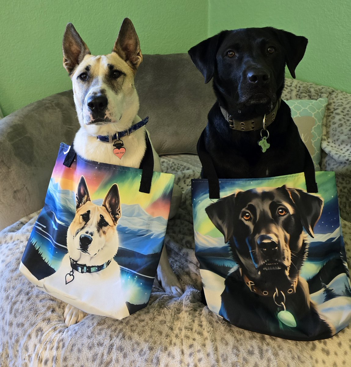 pugmugai's tweet photo. "We absolutely love them! You went above and beyond to make sure I was satisfied with the photos. These bags turned out better than I could have imagined."
- Tracy, Layla 🐾, and Bear 🐾 (happy PugMug customers)
#pugmugai #customtote #dogtote #happycustomers #customerreview https://t.co/kBDUkRG5nt