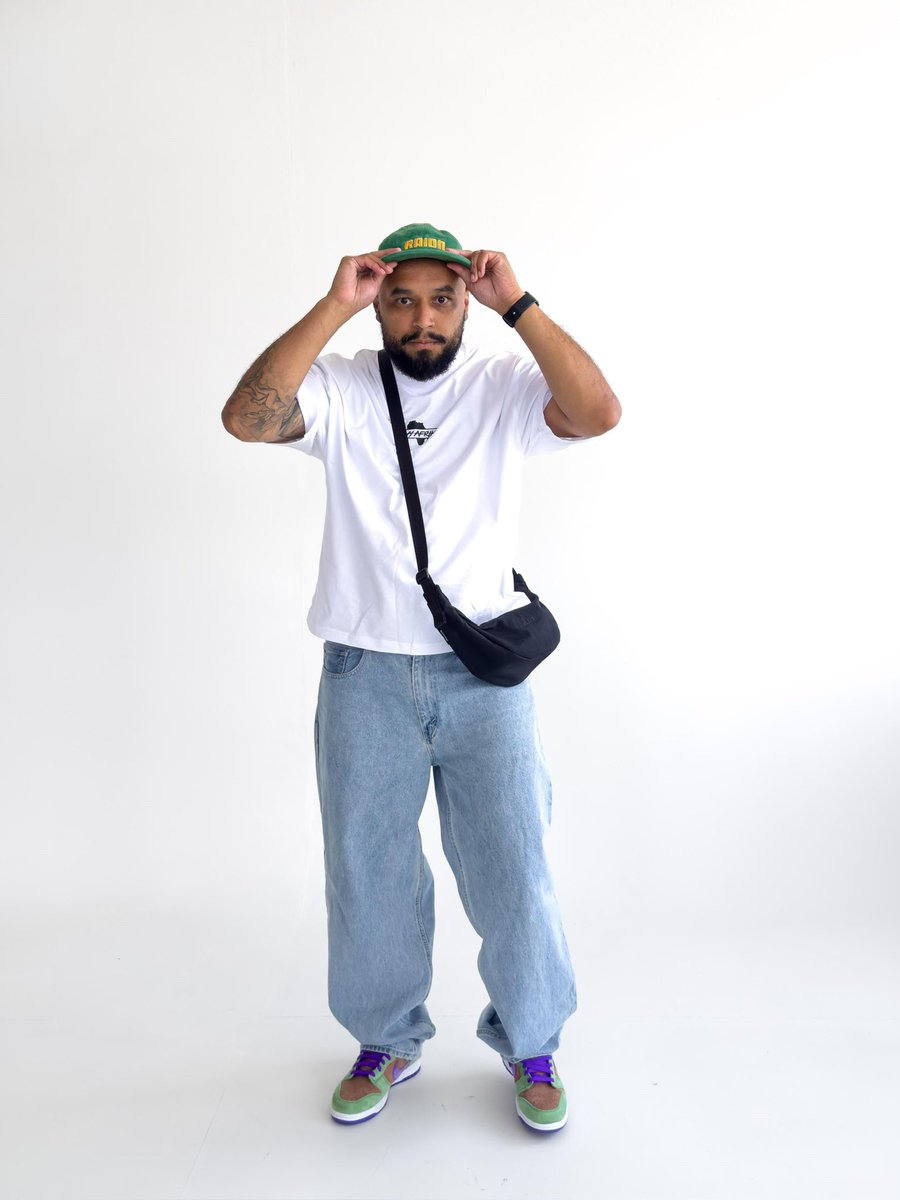 Step up your style with the Envy Afrika Boxed T’s! 🔥 Available now for just R300 with nationwide delivery at R100. Don’t miss out: get yours today! Shop here🛍️: store109119007.company.site