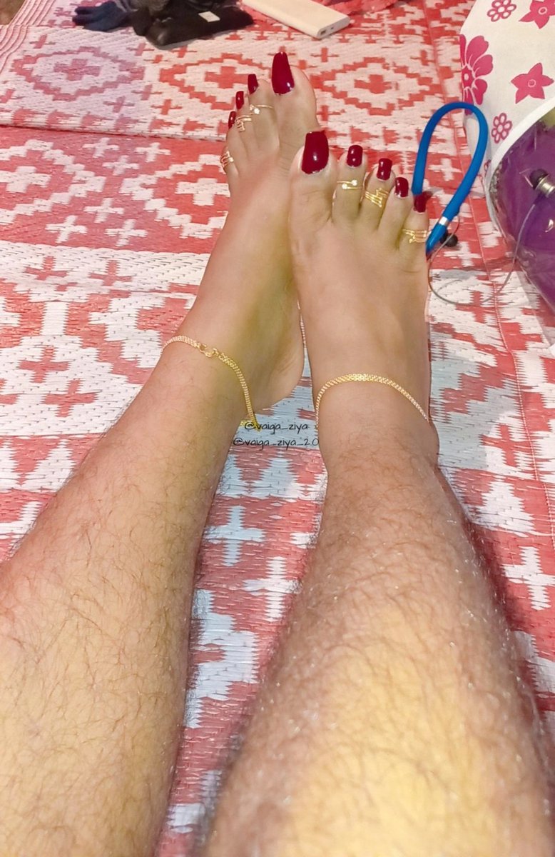 Dm for session with feet . Sex toy and more @VaigaZiya #feet #feetmodels  #picoftheday #feetfethish #trending #Twitter #mallu #feetfinder #Love