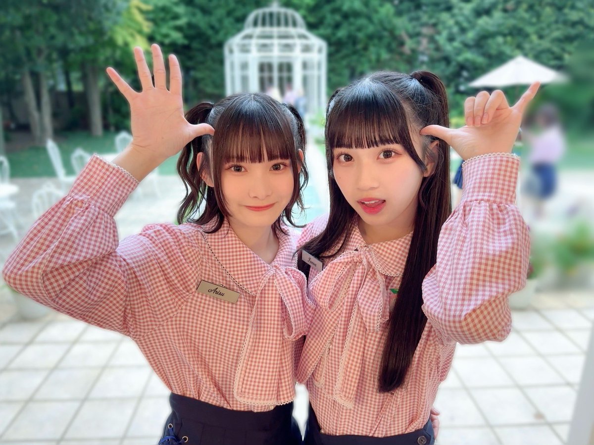 ニアジョイ 山野愛月 直筆 ピーチティーとピーチパイ GaGFDu1b0AMQFUV.jpg