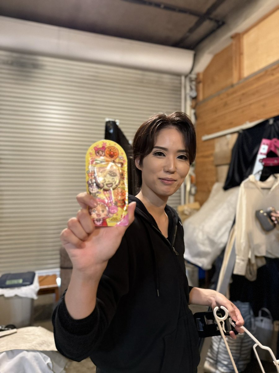 kotomirei95's tweet photo. 猫耳ハートに続きやっぱりクマ耳ハートも作れなくて、結果なぜかあざとポーズになる👶
俺たちのじょるじゅが世界一👶 https://t.co/iBIPCCOsNP