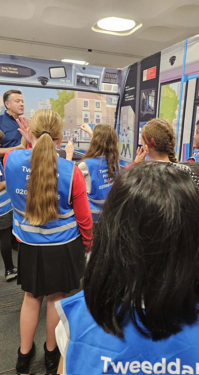 Y6 are now learning about staying safe on public transport.