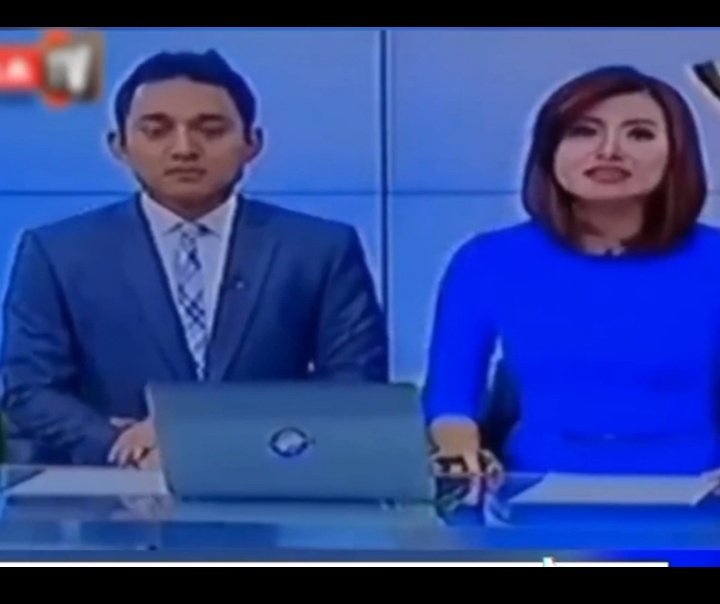 ballericx's tweet photo. Kumpulan Video Lucu Reporter Berita dan Wawancara, Semoga Kalian Terhibur🤣✨

A THREAD https://t.co/H3Jx9Pzaua