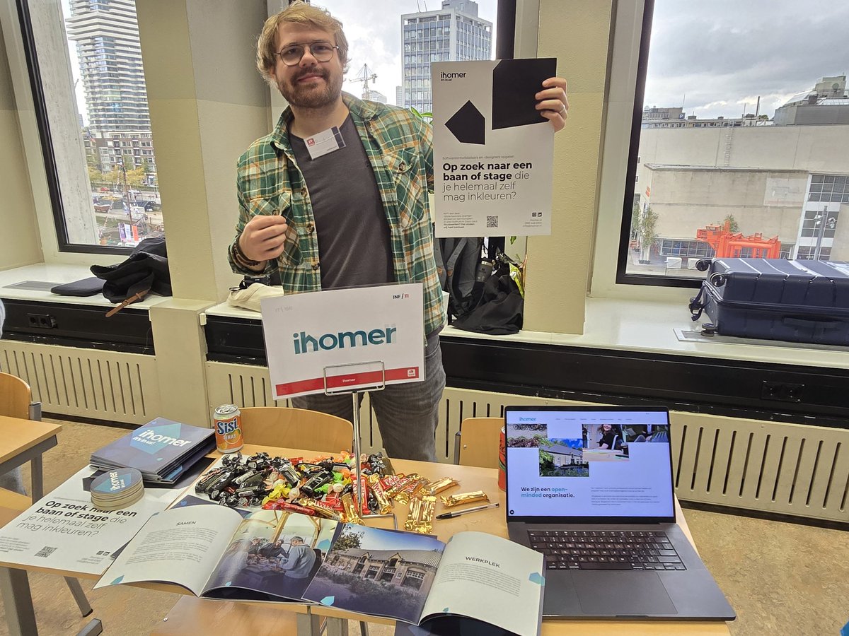 Vandaag staan we op de bedrijvendag van Hogeschool Rotterdam om te vertellen over de stagemogelijkheden! Mocht je op zoek zijn naar een stage en meer willen weten, kom vooral langs! 

#hogeschoolrotterdam #stagemogelijkheden #bedrijvendag