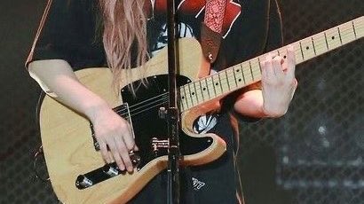 rsevrysl's tweet photo. go little rockstar https://t.co/95GohKedER