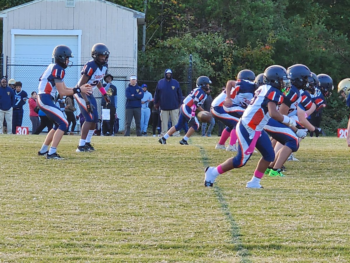 Way to go <a href="/Shirley_Heim_MS/">Shirley Heim Middle</a> football for the first win over Thompson in years!  #weareheim