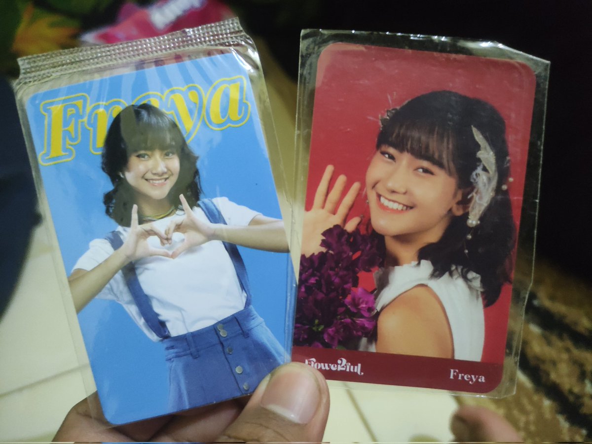 FachChandra's tweet photo. WTS PC JKT48

PC Flowerfull Anniv 12
-Freya (Bonus PC Freya Japota)

PC Morning Call
-Lulu 

Bisa COD dom Malang
Kalau mau tanya2 dan minat, lgsg cus DM

#Wts #WTB PC #JKT48 photocard https://t.co/9d6KFOuD91