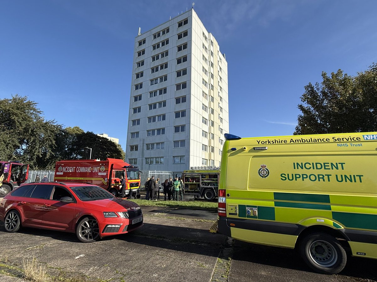 Insightful and informative day spent with YAS and Humber FRS observing live exercising of high rise search and rescue. Great use of <a href="/jesip999/">JESIP</a> principles and learning opportunity for health commanders from <a href="/NHSHHP/">NHS Humber Health Partnership</a>