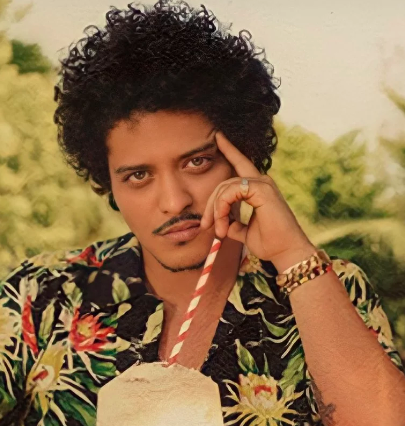 Rosé was reportedly spotted in Rio de Janeiro, Brazil.

- Fans speculate she will join Bruno Mars' concert this weekend.