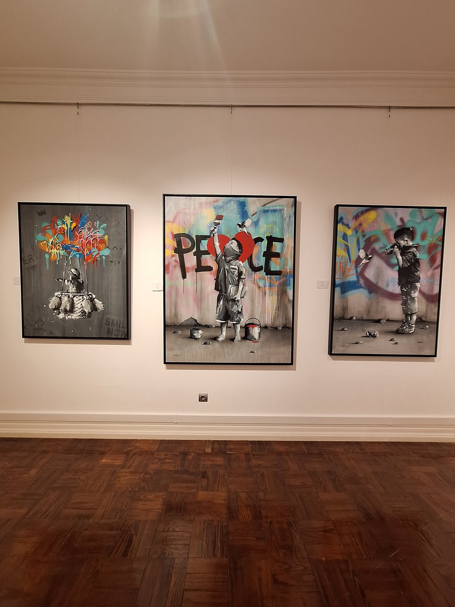 ArtCatto's tweet photo. Completely in love with these three stunning paintings by Seaty 😍❤️ Currently being exhibited at the @ArtCatto gallery in Loulé 😉
#artcatto #art #artgallery #seaty #artexhibition #frenchartist #urbanart #portugal #algarve #quintadolago #loulé #original #originalart #paintings https://t.co/YtKkZJJeFF