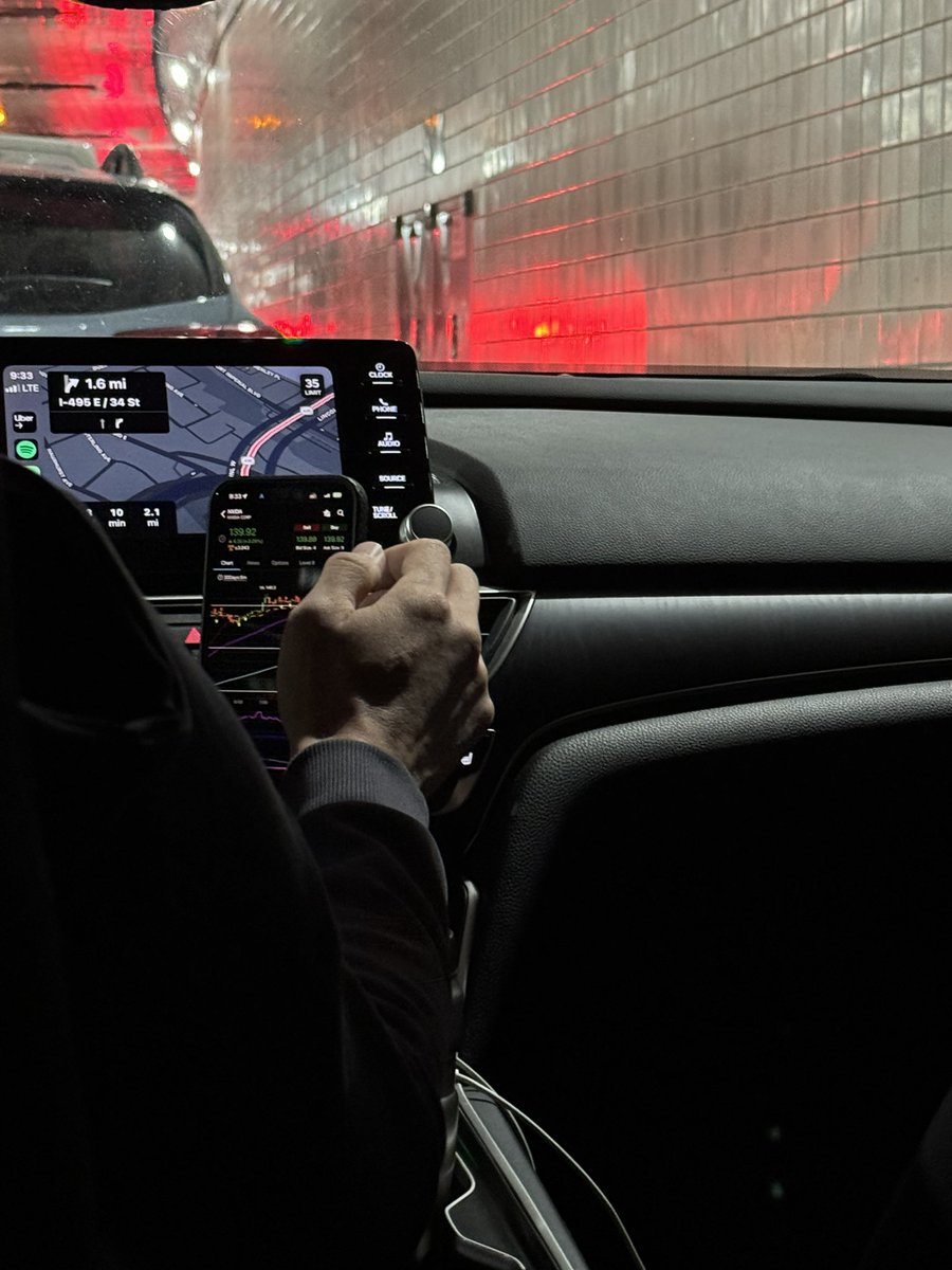Foster Hilt ⭕️ (@fosterhilt) on Twitter photo The official kick off to #NYCC2024 is here 🥳
Heading to the Javits Centre to check out the <a href="/veve_official/">VeVe | Digital Collectibles</a> booth and my Uber driver is hard at work… should I tell him about $OMI 👀⭕️
#VeVe #ECOMI The official kick off to #NYCC2024 is here 🥳
Heading to the Javits Centre to check out the <a href="/veve_official/">VeVe | Digital Collectibles</a> booth and my Uber driver is hard at work… should I tell him about $OMI 👀⭕️
#VeVe #ECOMI