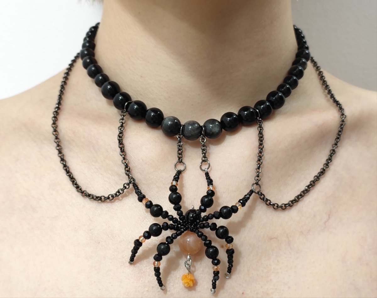 DiyourCrafts's tweet photo. Halloween decor idea 🕷 

Why don't you try to make a unique spider necklace?

#gift #halloween2024 #diy #jewelry #necklace #craft #handmade https://t.co/OQvb5EKuYs