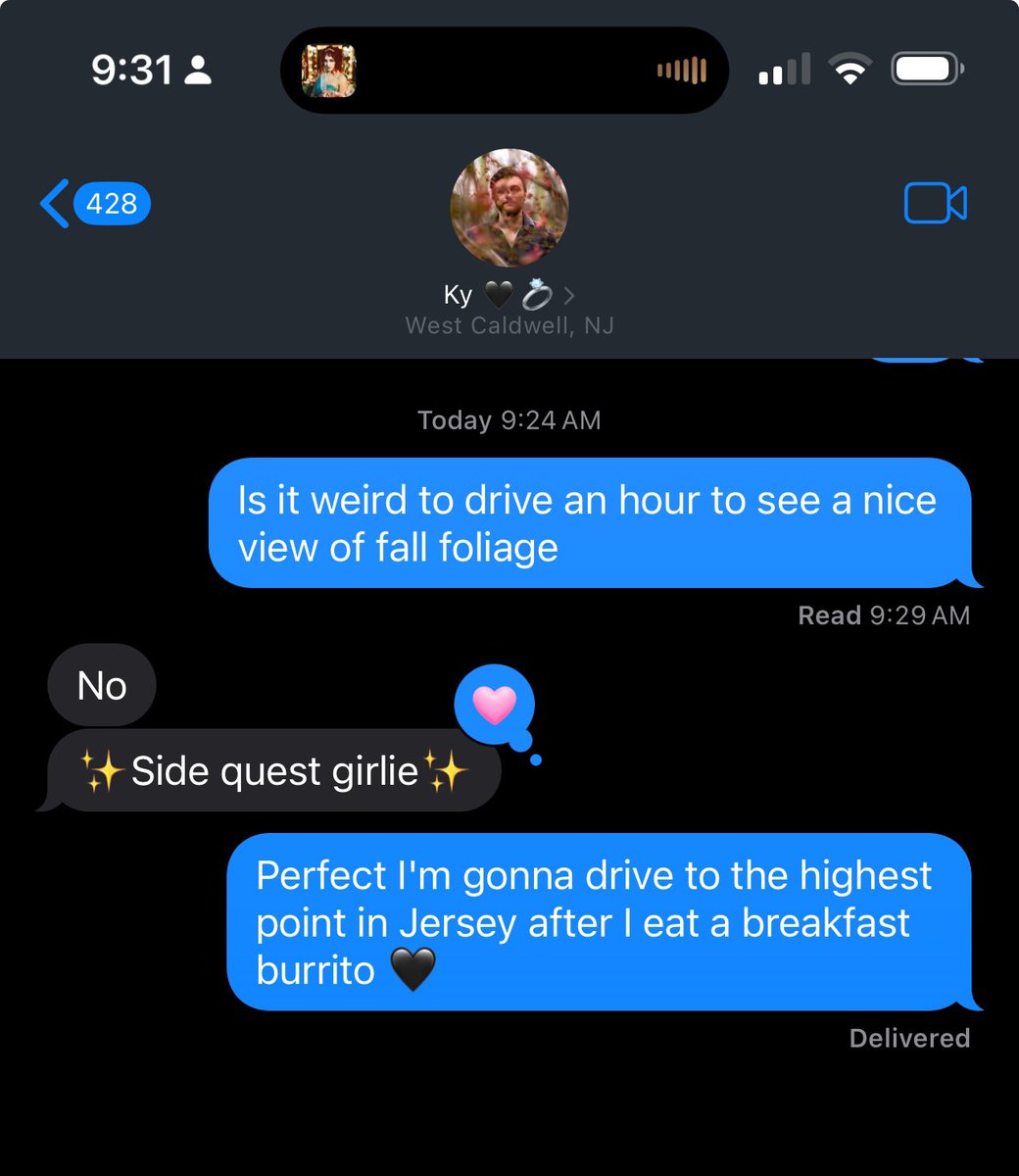 sum_mutz's tweet photo. can't imagine having a husband who isn't this supportive https://t.co/gKsvro7SlN
