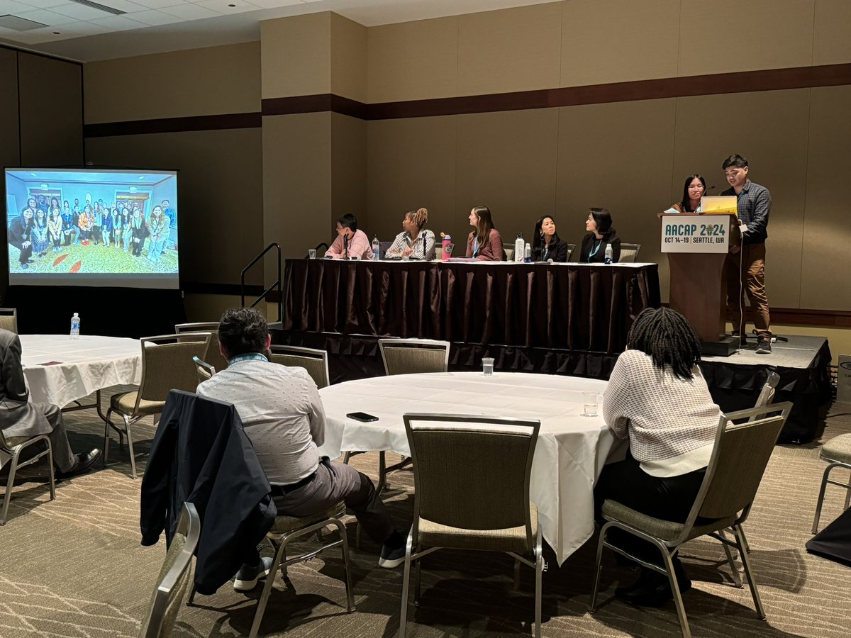 JLiu_Zarzuela's tweet photo. AACAP Day 1 was a blast⭐️
-Presented our Pecha Kucha at the AALI Ideas Forum and heard from so many inspiring presenters!
-Caught up with other @UTSW_Psychiatry trainees😄
-Finally met @danahatassi in person after co-managing @CAP_MSR social media🤝🏼 https://t.co/65NUhcIXBW
