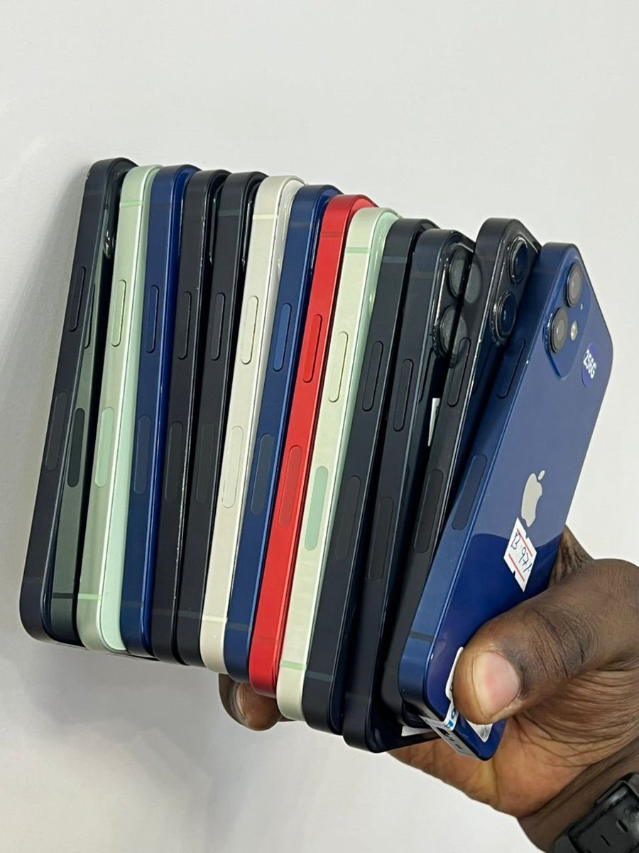heavenstoreug's tweet photo. @kampalasfinest HELLO THURSDAY !!!
HeavenStoreUg brings you premium uk 🇬🇧 used iPhone 12 and iPhone 13 in different sizes
(capacities) and colors!!!!!!
iPhone 12 64||128GB.
iPhone 13 128||256GB.

We are located at kooki towers 
☎️0755609941 https://t.co/Cn0kPnjG3Z