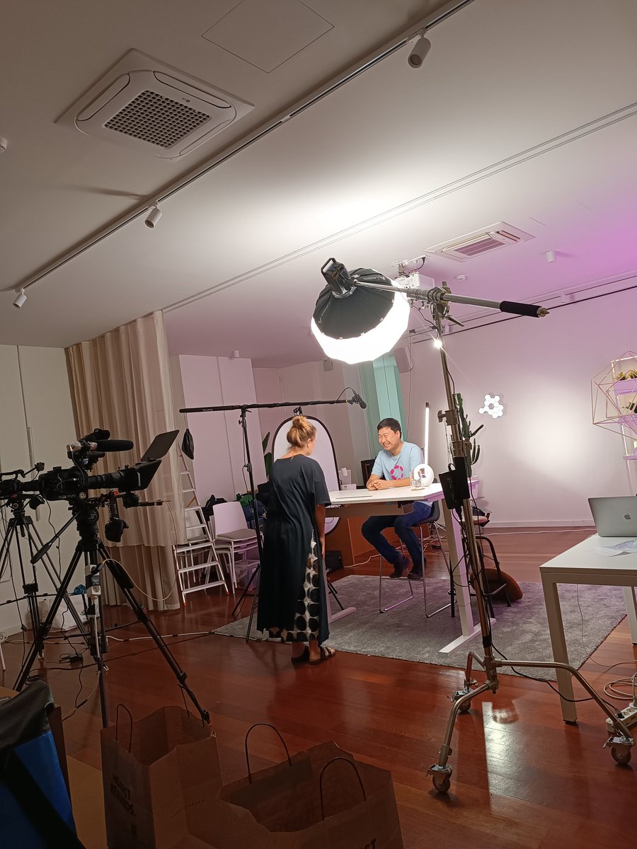 Alicia_PBA's tweet image. Backstage shots of something very exciting coming soon... 🎥 @AcademyPolkadot #pbax #polkadotacademy