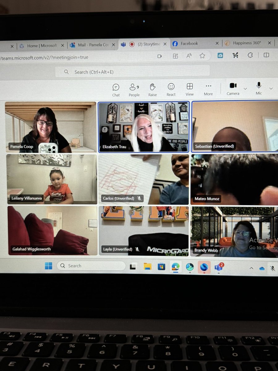 RCPS_EarlyLearn's tweet image. Class Team Meeting with Mrs. Trau and Ms. Webb….

Story time:
Spookley the Square Pumpkin 🎃 
#squarepumpkin
#spookley #fall #prek #dph #pat